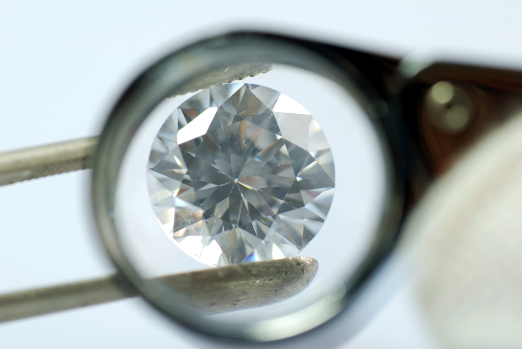 Pourquoi offrir un diamant ?